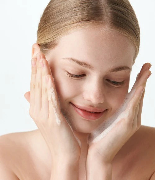 PURIFYING FOAMING WASH